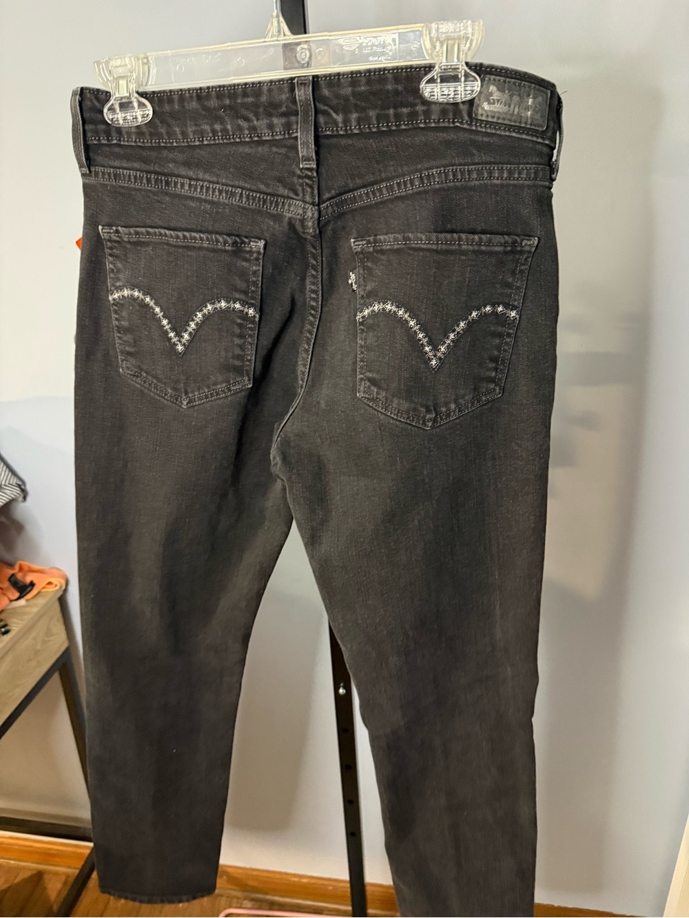 Levi's Black High-Rise Slim Jeans size 12 W 31 L 32